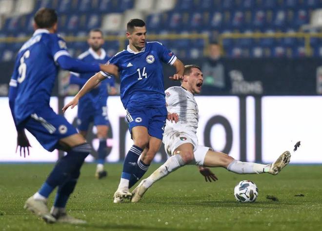 九游官方-俄罗斯队战平波黑，实力保持稳定