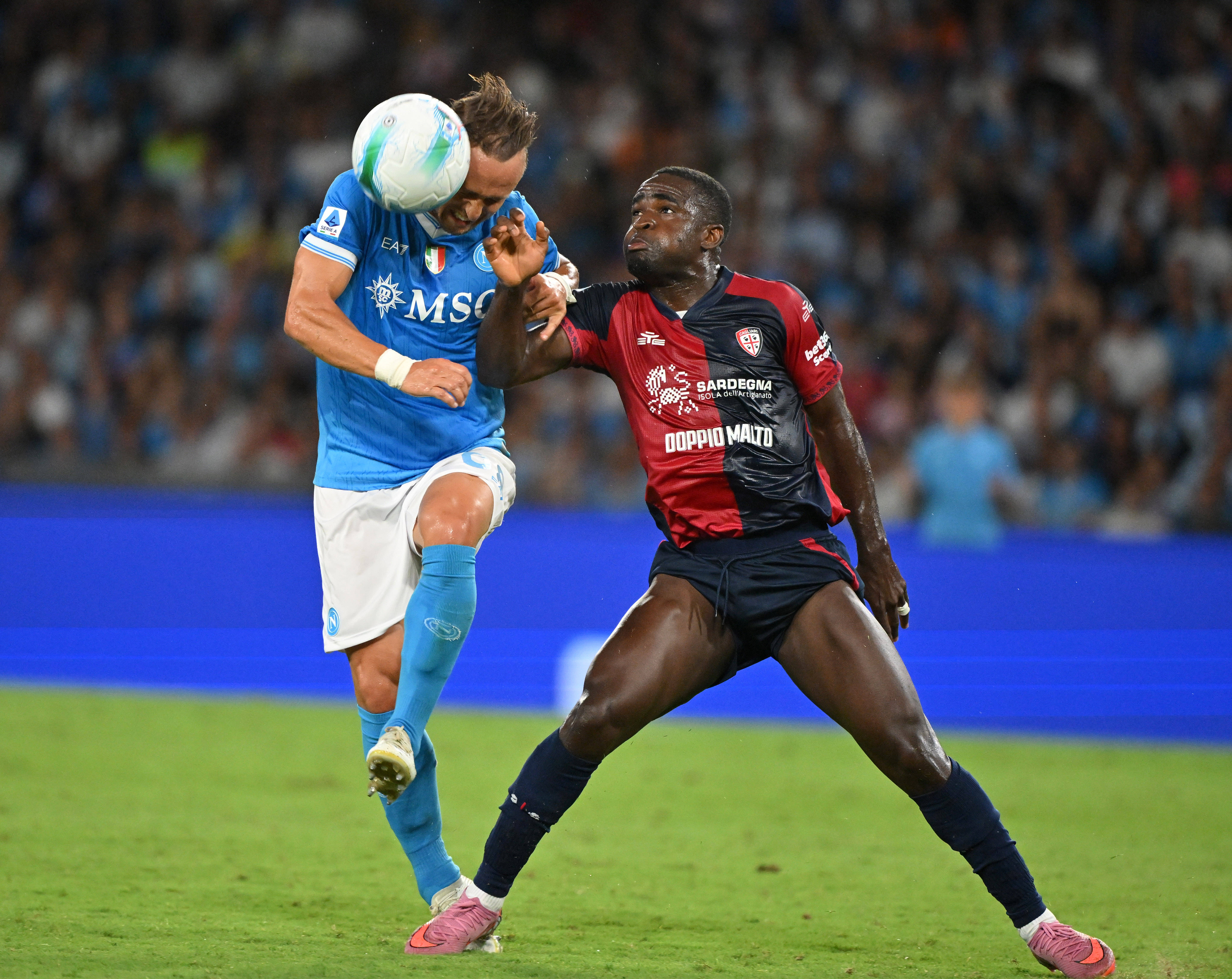 关于卡利亚里险胜博洛尼亚,保持胜绩的信息 关于卡利亚里险胜博洛尼亚,保持胜绩的信息