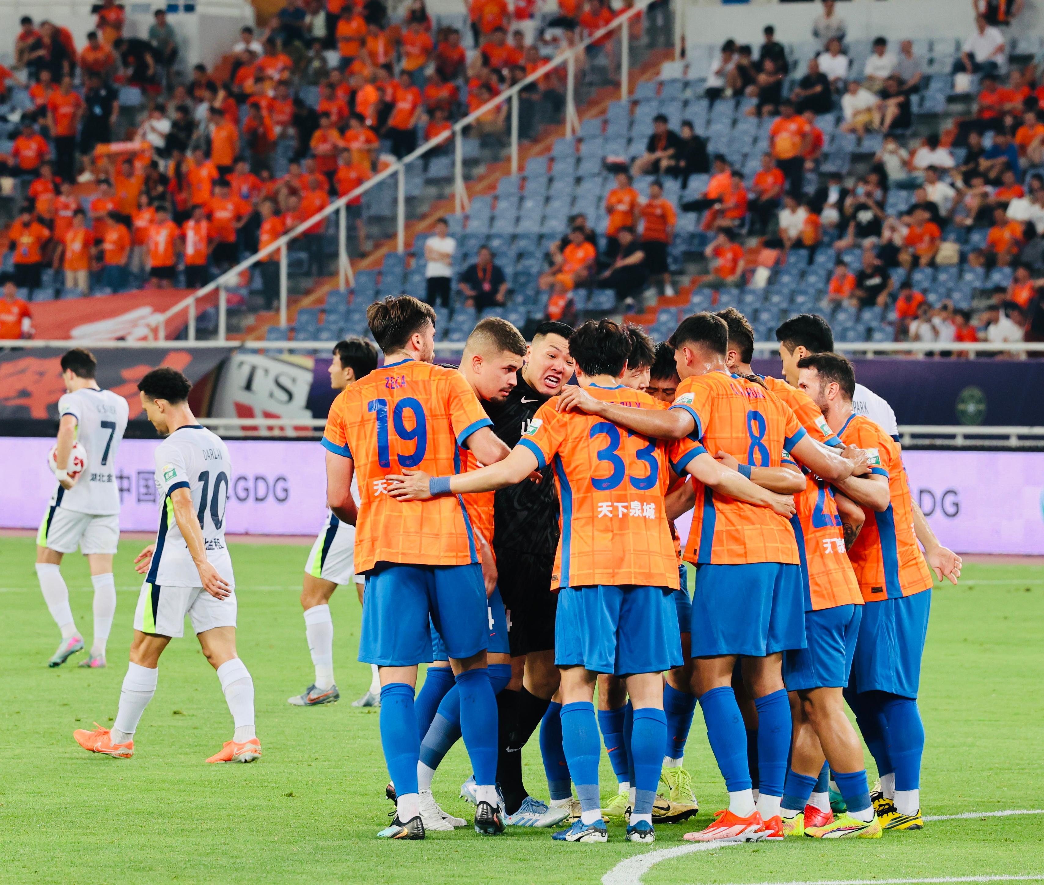 九游直播-亚洲足球赛事燃爆球迷热血，中超豪强冲击胜利的简单介绍