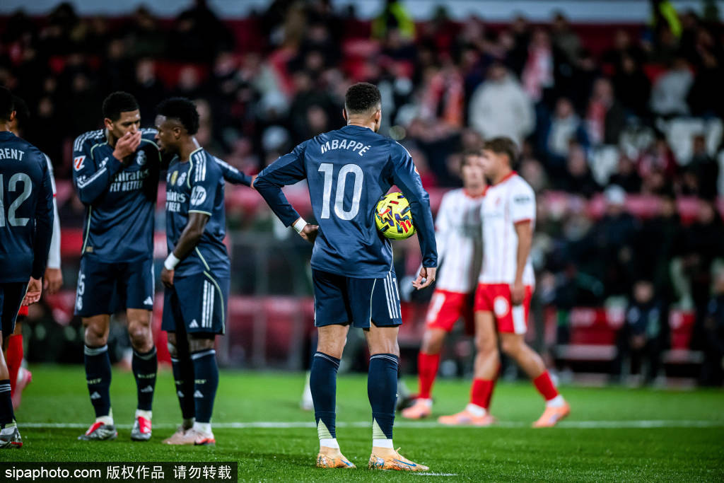 赫罗纳主场击败皇家社会，成功翻盘