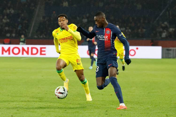 里尔客场战胜对手，稳步前进